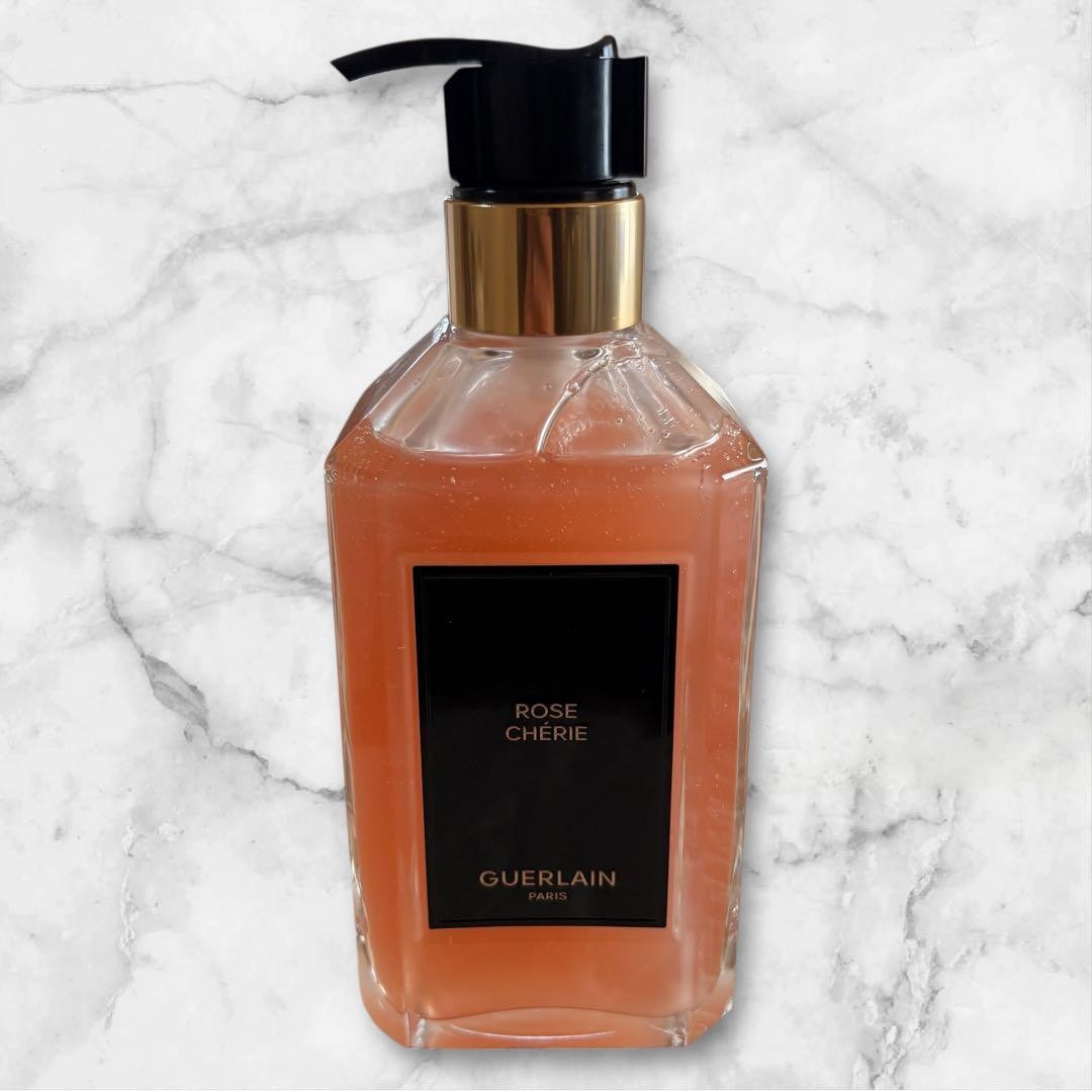 Guerlain Rose Cherie Chérie Scented Hand Soap 300 ml / 10.1 fl oz
