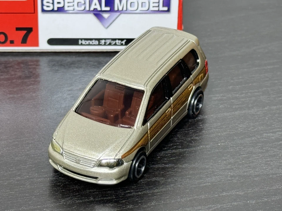 VENDEDOR DE EE. UU. Tomica Tomy Evento Especial Modelo 7 No. Honda Odyssey 46 Foto 2 de 4