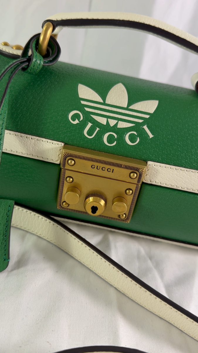GUCCI X ADIDAS Green & White Leather Golf Balls Set Case Bag GUCCI X ADIDAS Green & White Leather Golf Balls Set Case Bag