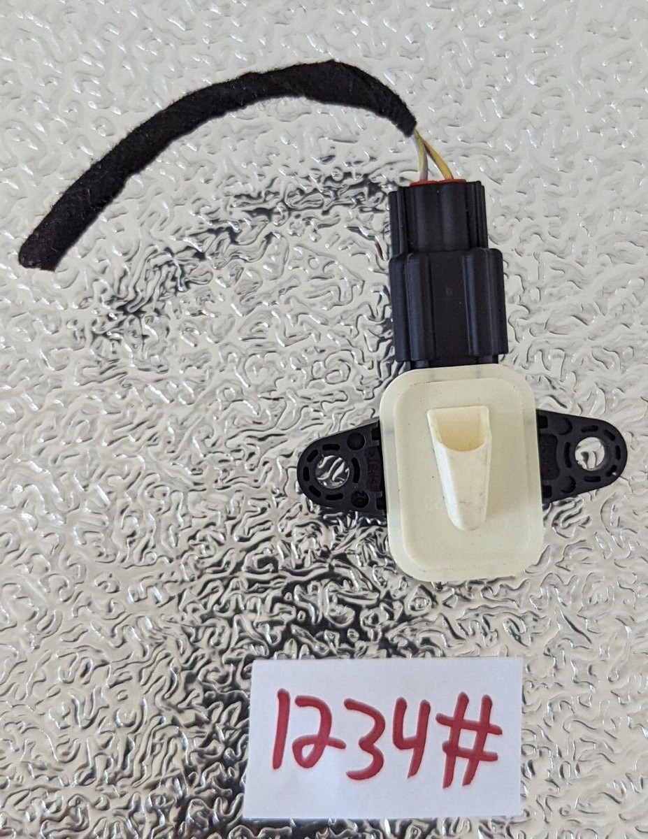 CM5T-14C676-AA✓12 -18 FORD Focus /13-16 Escap FRONT DOOR IMPACT