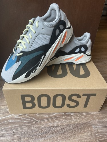yeezy wave runner 700 size 14