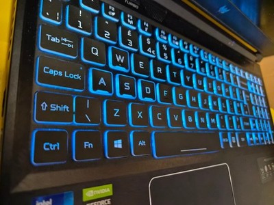 Acer Gaming Laptop i7 32GB RAM 1TB SSD Nvidia RTX 8GB GPU LED