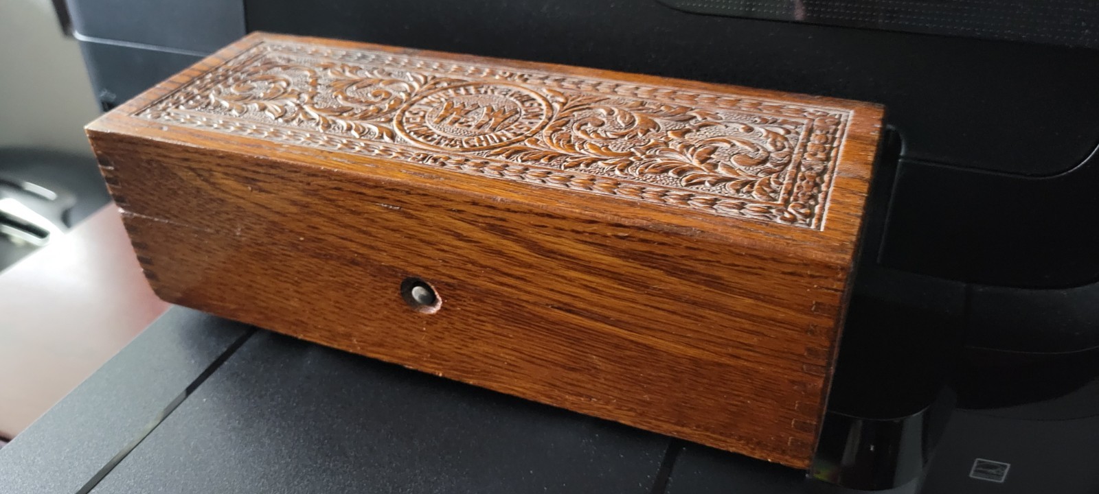 Antique Wheeler & Wilson Sewing Machines Dovetail Jointed Wooden Hinged Box W&W