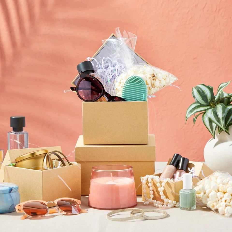 4 Pack Square Nesting Gift Boxes, Decorative Boxes with Lids in 4 Sizes, Brown - Image 2 of 4