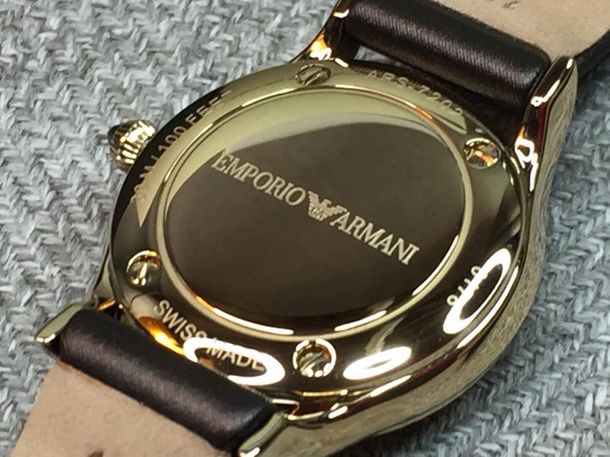 Ladies GIORGIO ARMANI / EMPORIO Swiss Made Quartz Watch Gold  display picture 2