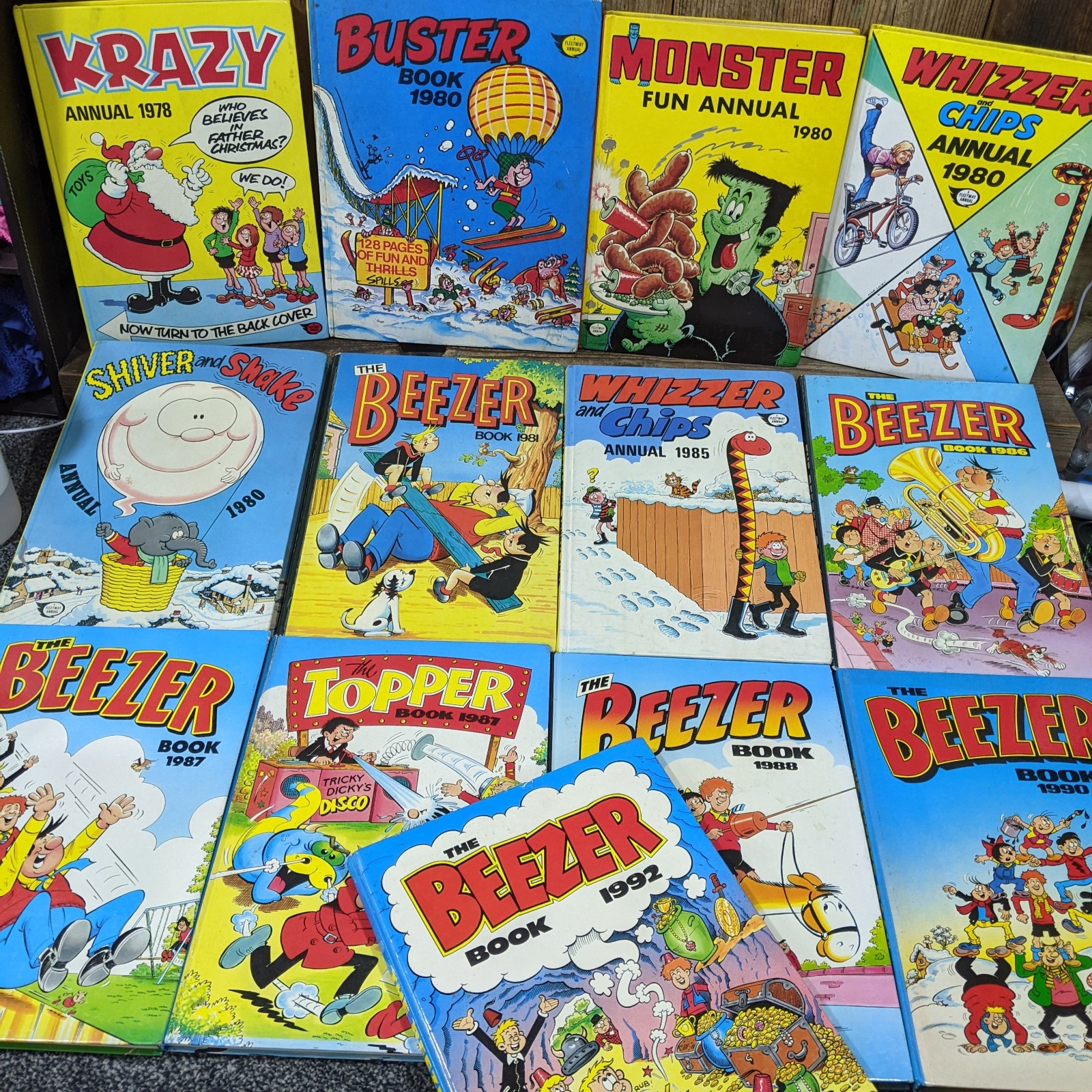 VINTAGE COMIC ANNUALS JOB LOT x13 - Beezer, Topper, Monster Fun, Whizzer & Chips