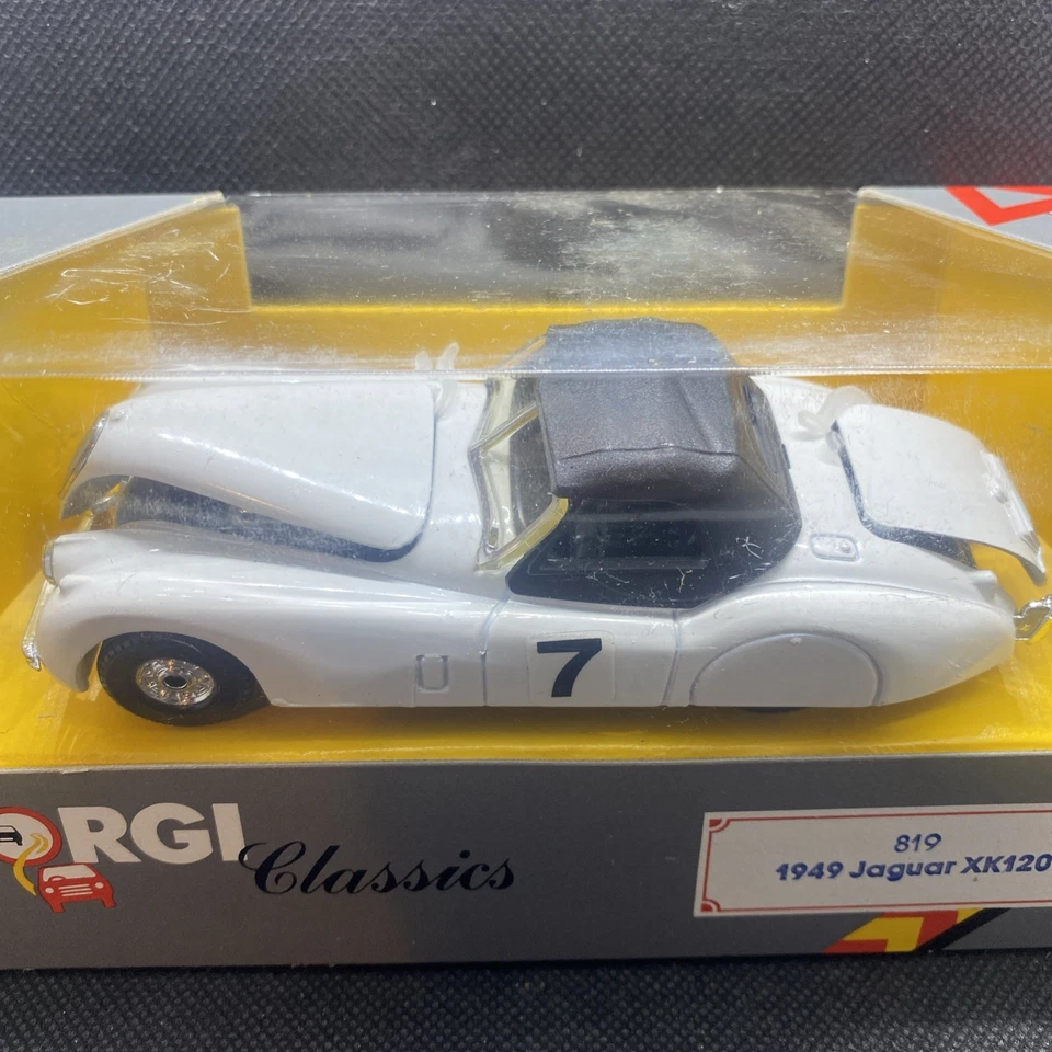 Corgi Classics 819 1949 Jaguar XK120 #7 Boxed Diecast - Image 2 of 4