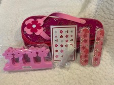 Avon Walk Into Summer Pedicure Kit