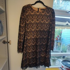 size 16 black lace lined long sleeved dress vintage.