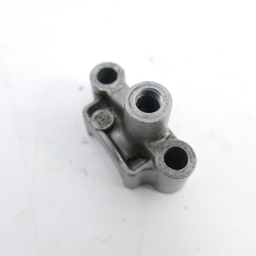 Suzuki GSX 750 F EZ:06 Nockenwellenbock Zylinderkopf Motor Halter 59682