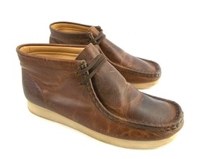 girls wallabees