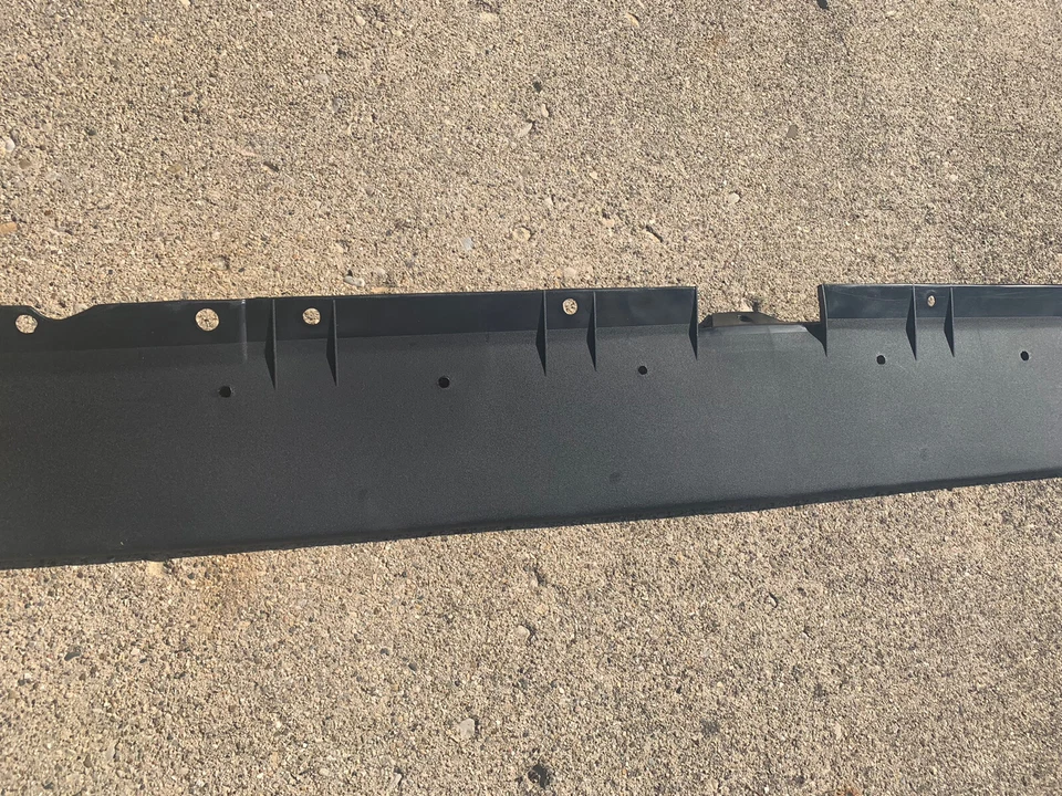 Deflector de aire inferior delantero Chevrolet Caprice Impala 1977-1990 nuevo Foto 4 de 4