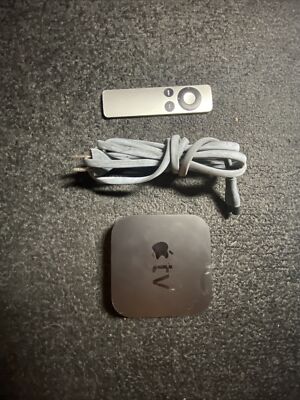 Apple TV (3rd Generation) Media Streamer w/ Remote & Power Cable