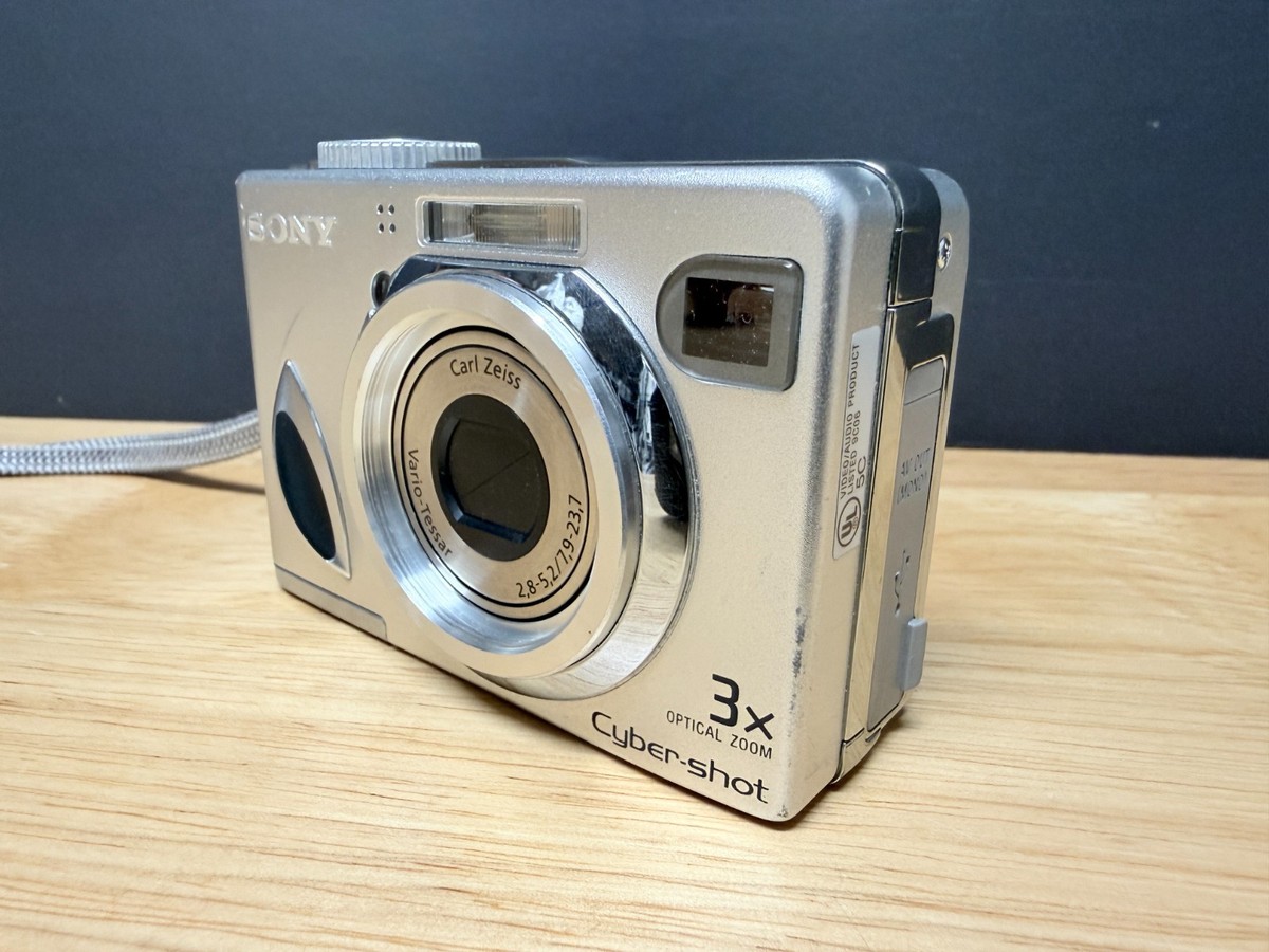 Sony Cyber-shot DSC-W7 7.2MP Digital Camera - Silver for sale