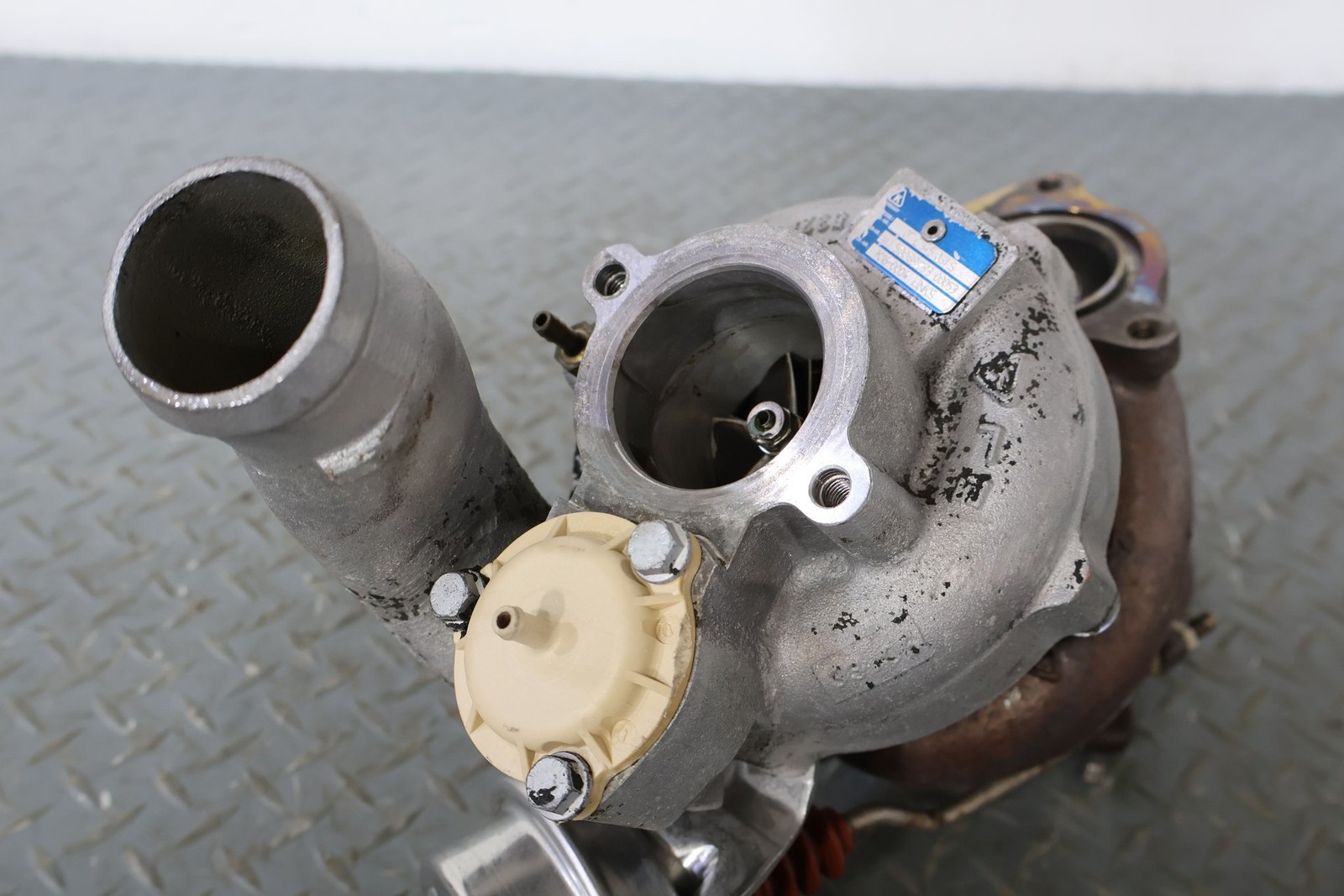 06-12 Bentley Flying Spur 6.0L W12 Left Driver SIde OEM Turbo Turbocharger 134K
