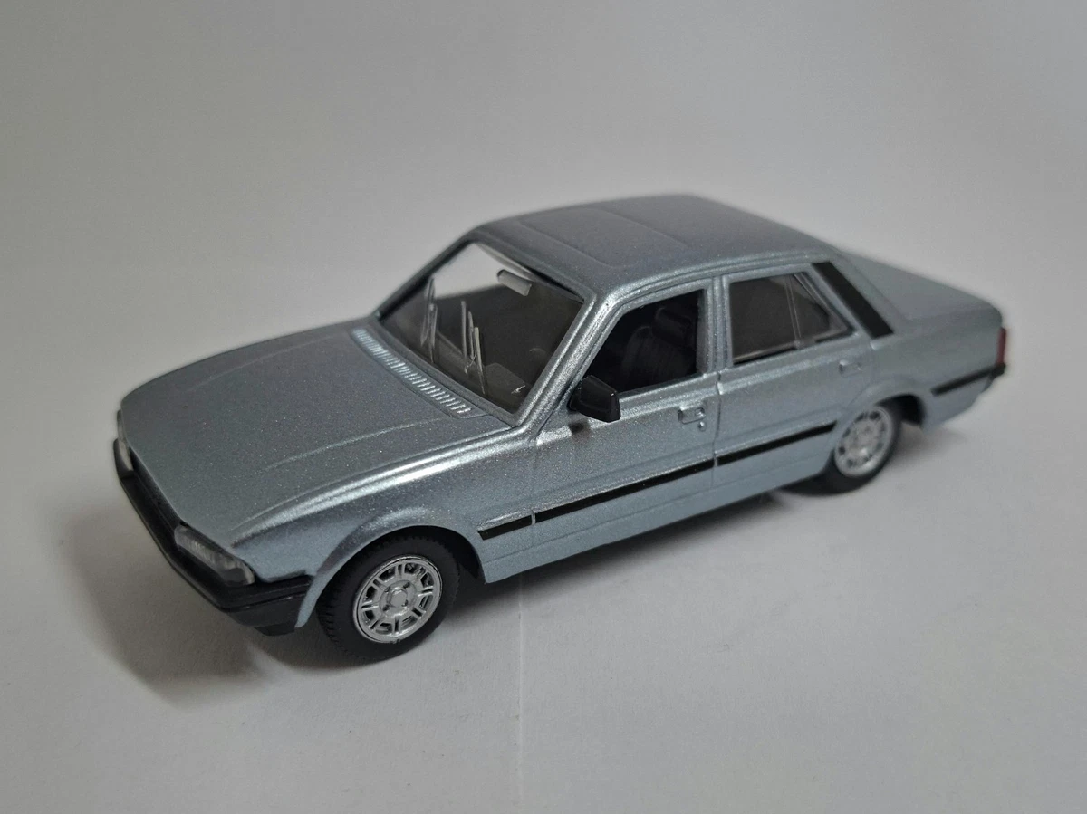 Peugeot 505 SR 1979 Norev - Miniature 1/43 Avec Figurine, Collection CEC Ref V3605