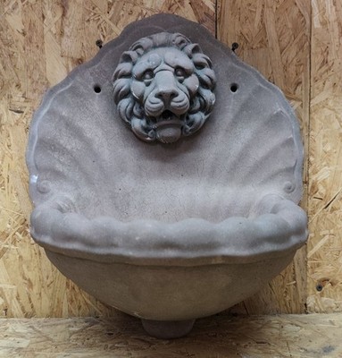Steinbrunnen - Wandbrunnen Löwenkopf - Stein - Massiv - Vintage/Original Zustand