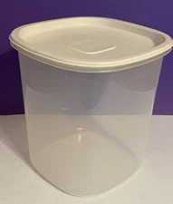 Vtg Rubbermaid Servin Saver Canister#7 Food Storage Container 21 Cup Almond Lid