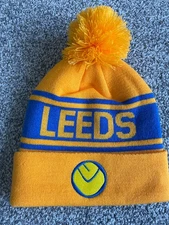 Leeds United Bobble Hat  - Yellow Smiley