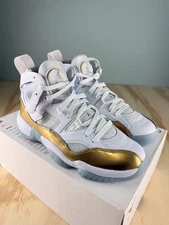 Jordan Jumpman Two Trey Mens Size 8 /Womens 9.5 White Gold Ice Blue DR9631-107