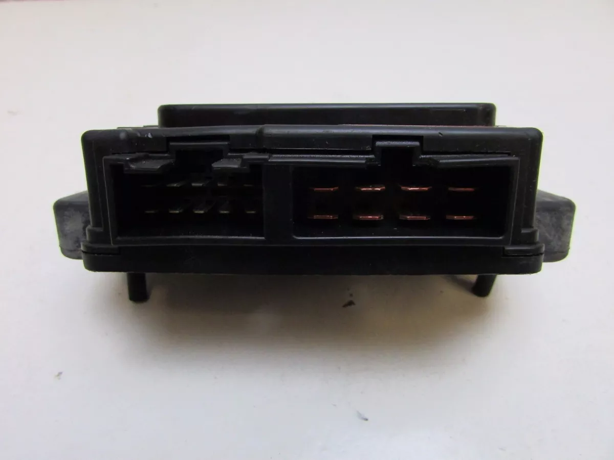 Kawasaki ZX6R G Model Ninja G1 G2 1998 & 1999 Main Fuse Box 26021 1095 260211095 Kawasaki ZX6R G Model Ninja G1 G2 1998 & 1999 Main Fuse Box 26021 1095 260211095