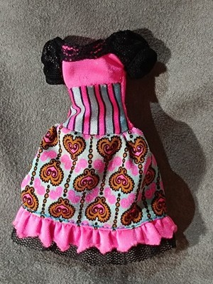 MONSTER HIGH G1 ACCESORIO: VESTIDO de Muñeca DRACUBECCA serie ''FREAKY FUSION''