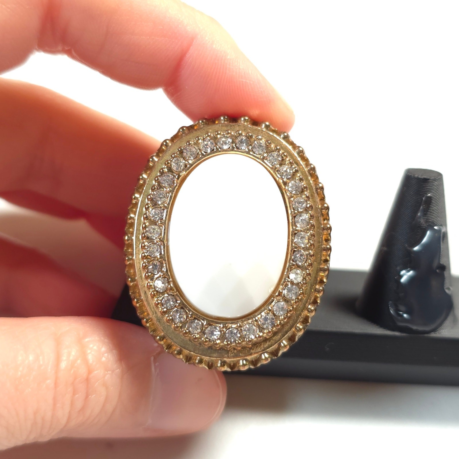 Vintage Unsigned Huge Chunky Statement Ring Plast… - image 4