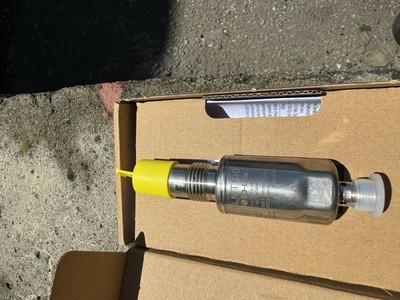 IFM LMT100 Pressure Switch / Pressure Sensor - NEW IN BOX