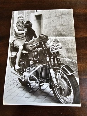 RARE Vtg 1967 Photo BMW Press Motorcycle Tour De France Het Laatste Nieuws Dog