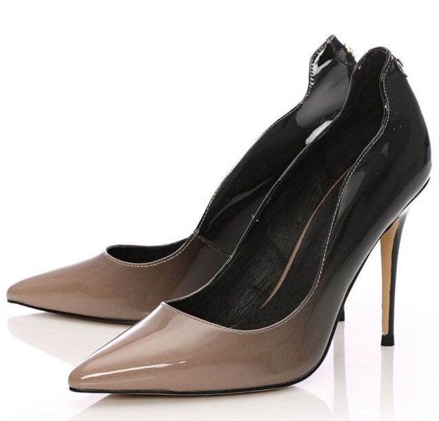 Moda In Pelle Size 37 Ombré Red Black Court Heels