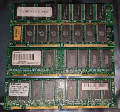 verschiedene SD-RAM PC133 (512MB, 128MB) Speicher