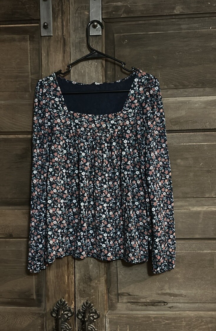 NWT: Lucky Brand Women’s Square Neck Peasant Top, Navy, Red. White, Size Medium