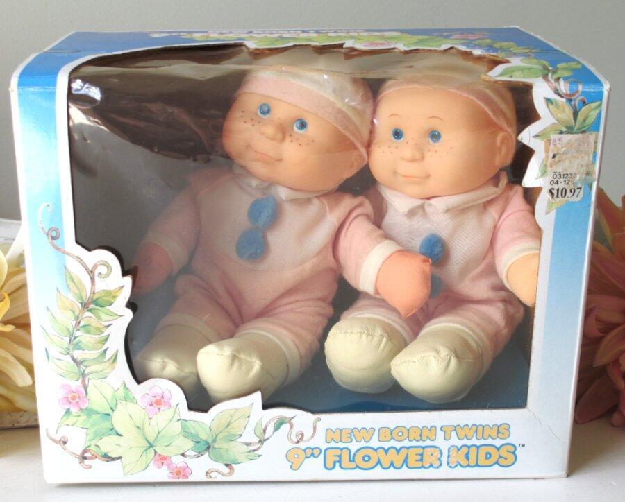 Cabbage Patch Friends Flower Kids  Twins Blue Box