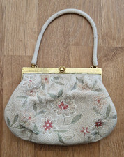 Perlen Handtasche mit Blumen