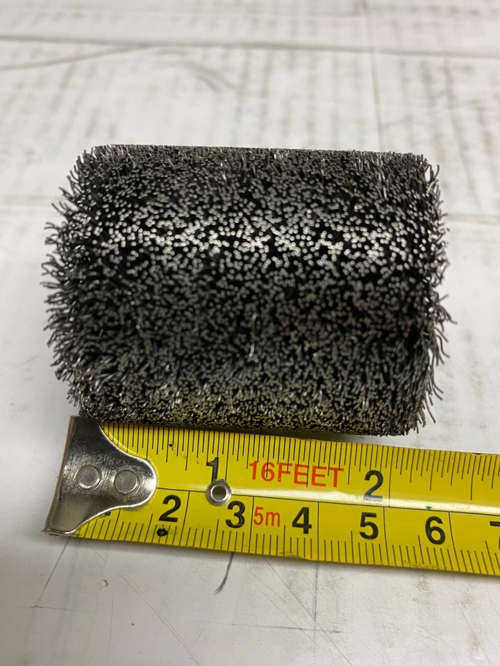 Pelacables encapsulado Osborn 10898 1-3/4" OD acero al carbono 0,011" 1/2" Ø 1,85" Foto 2 de 2