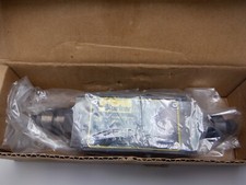 Parker FM2DDSN-55  Flow Control Valve new