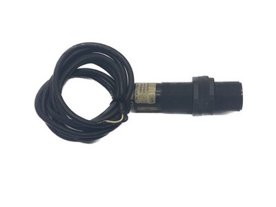 USED Warner Electric 20-30VDC 4-Wire 8-80'' Range Ultrasonic Proximity Sensor