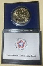 1973 American Revolution Bicentennial Medal Unite Colonies - P. Henry & S. Adams