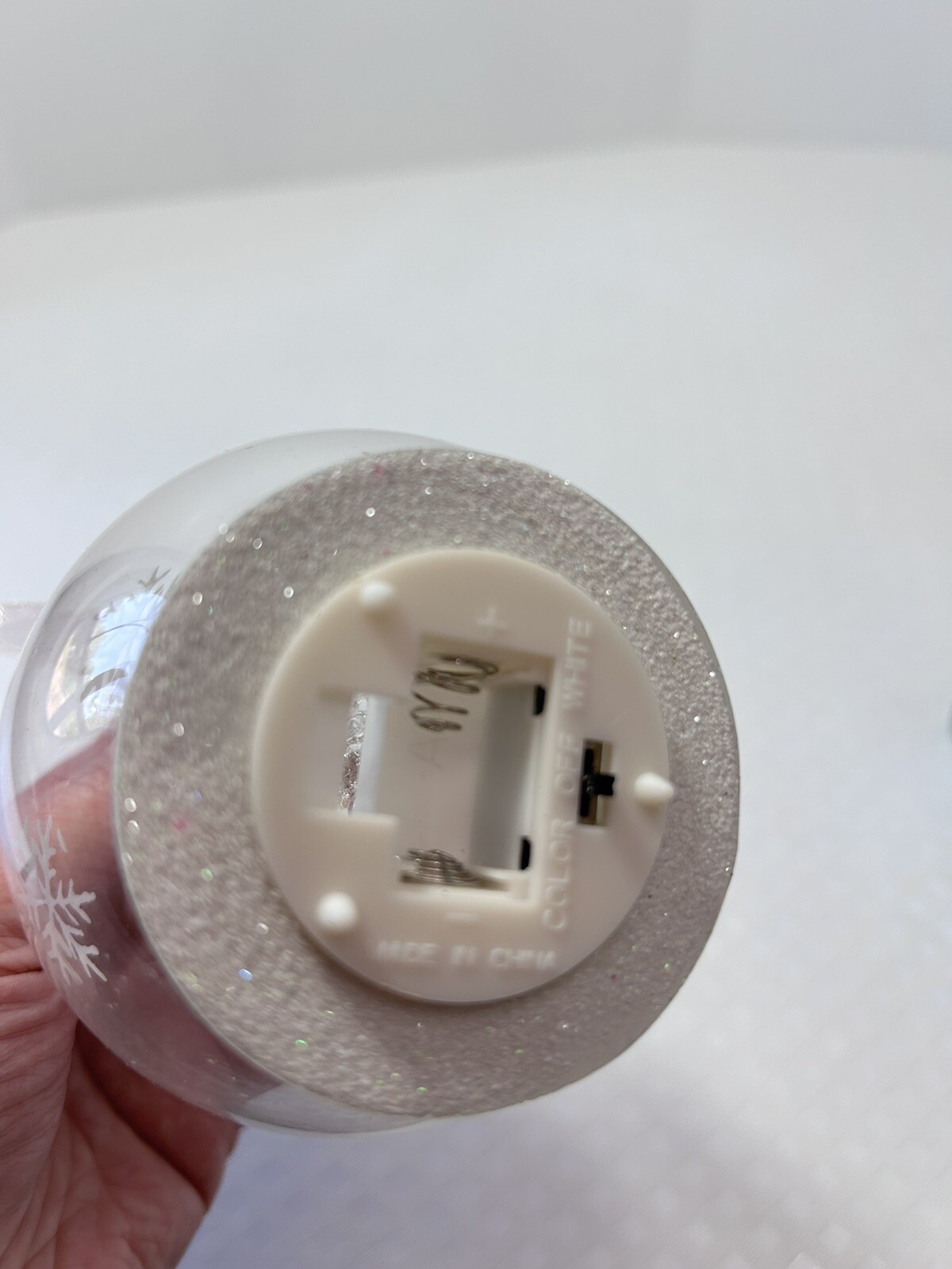 3.5” Glass Dome Light Up Christmas Angel W/ Heart Ornament Snowflake Etchings 