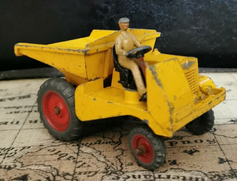 Dinky Toys France 562 - Dumper Muir-Hill - Meccano Paris - Mint