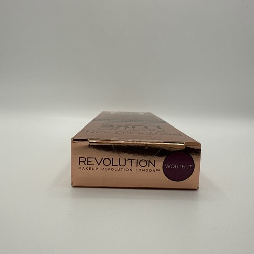 Revolution Retro Luxe Metallic Lip Kit Contour Kit Shade Worth It - 第 3/3 張圖片