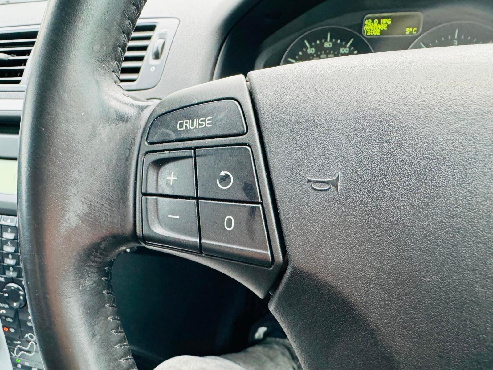 VOLVO V50 D4 [177] SE Lux 5dr LEATHER HEATED SEATS CRUISE CONTROL eBay