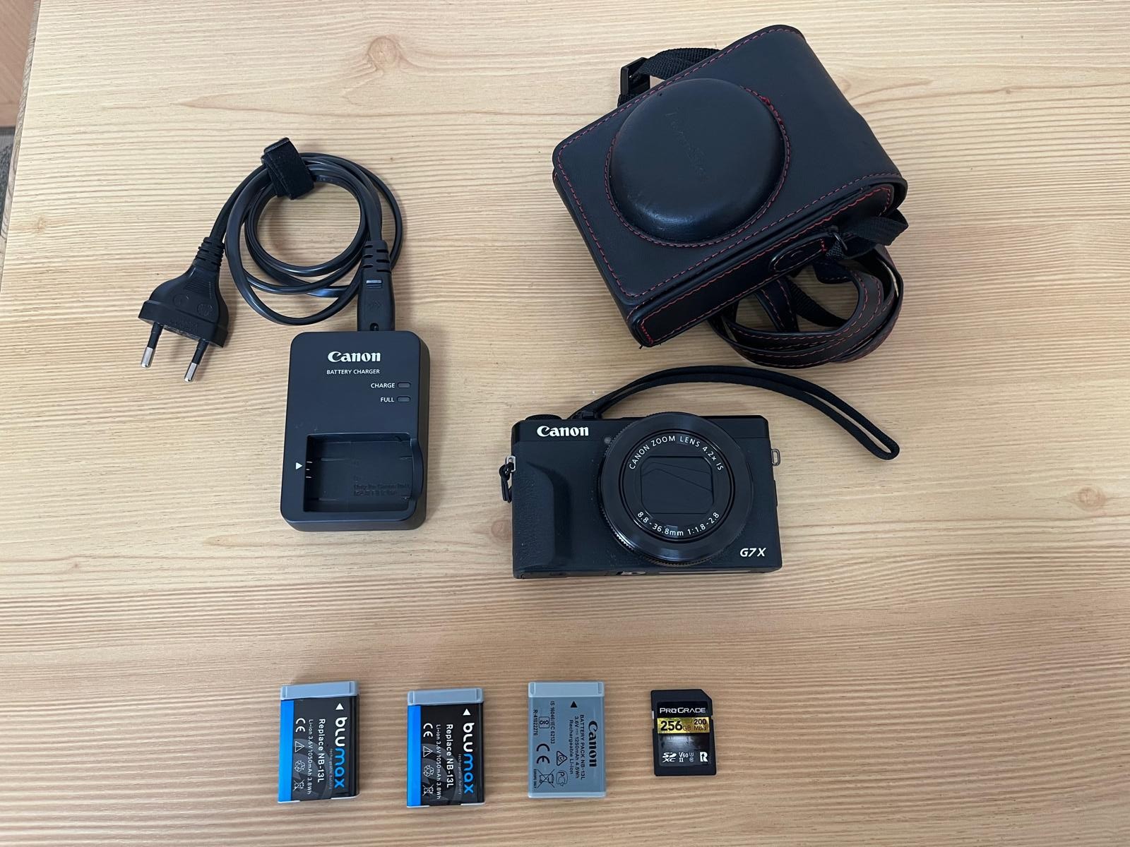 Canon PowerShot G7X Mark III – Condizioni Eccellenti + Bundle Completo, 256GB SD