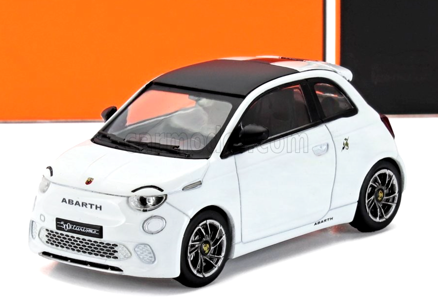 IXO 1/43 DIECAST 2024 FIAT ABARTH 500 500E TURISMO IN WHITE/BLACK STRIPE MOC345