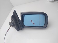 Retroviseur droit (ou coque) BMW 320