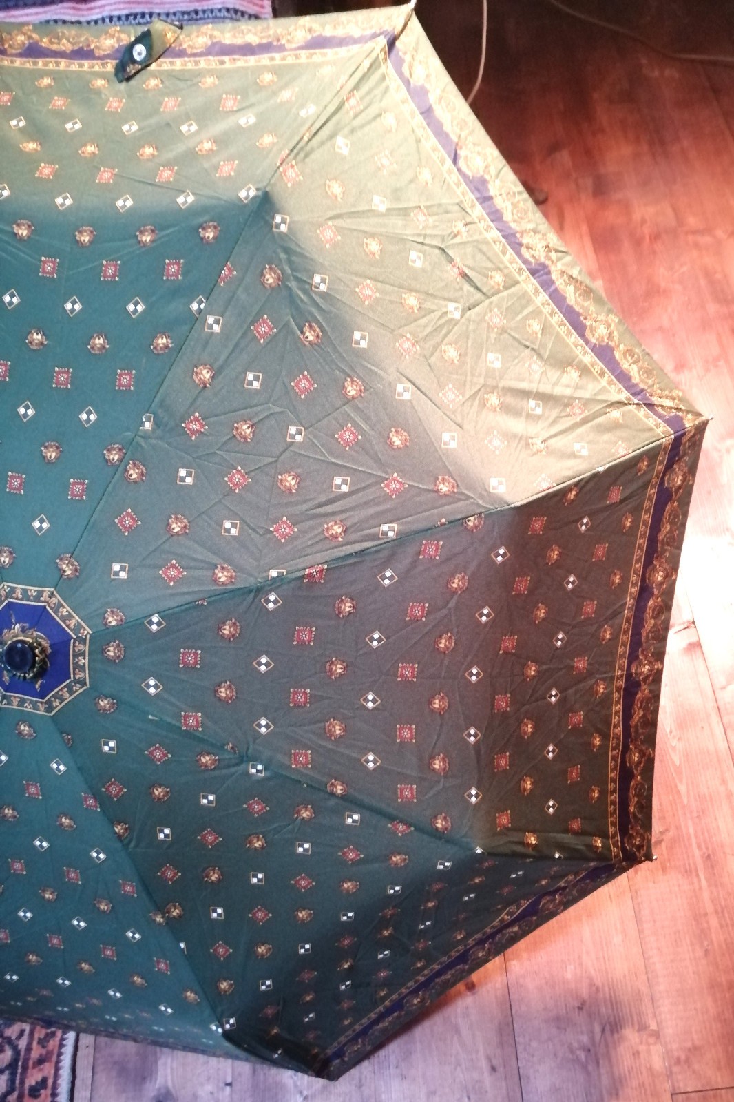 Gianni Versace - Vintage 80s Umbrella - Medusa design - Original Sales Tag!! image 2
