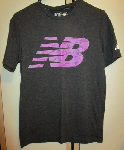 New Balance Dark Gray Large Logo NB Dry Tee MENS SMALL Athletic Performance VGUC