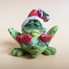 Vintage Russ Berrie & Co "Kiss Me" Christmas Frog Figurine Mistletoe Santa Hat