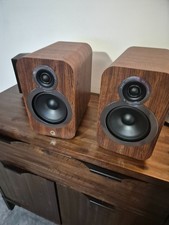 Q Acoustics 3020i Bookshelf Speakers - English Walnut