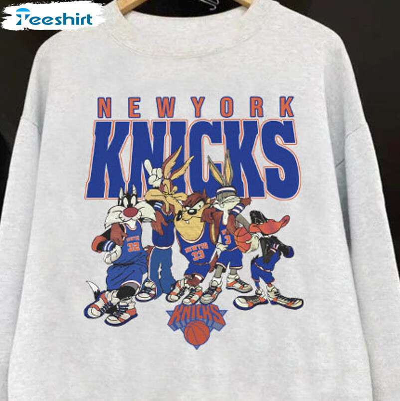 New York Knicks NBA Sweatshirt, Looney Tunes Crewneck, NY Knicks basketball